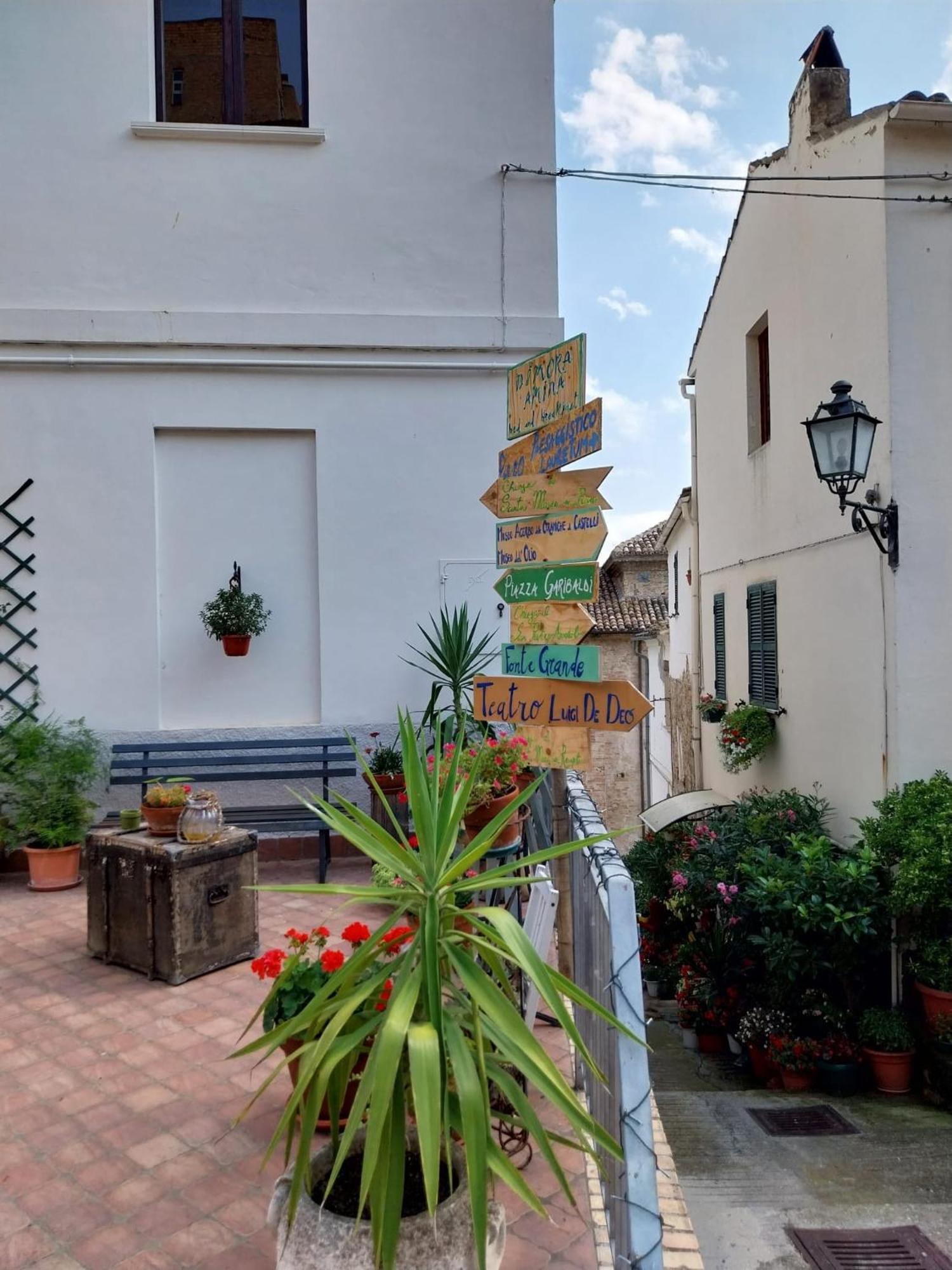 Bed and Breakfast Dimora Amina Loreto Aprutino Esterno foto