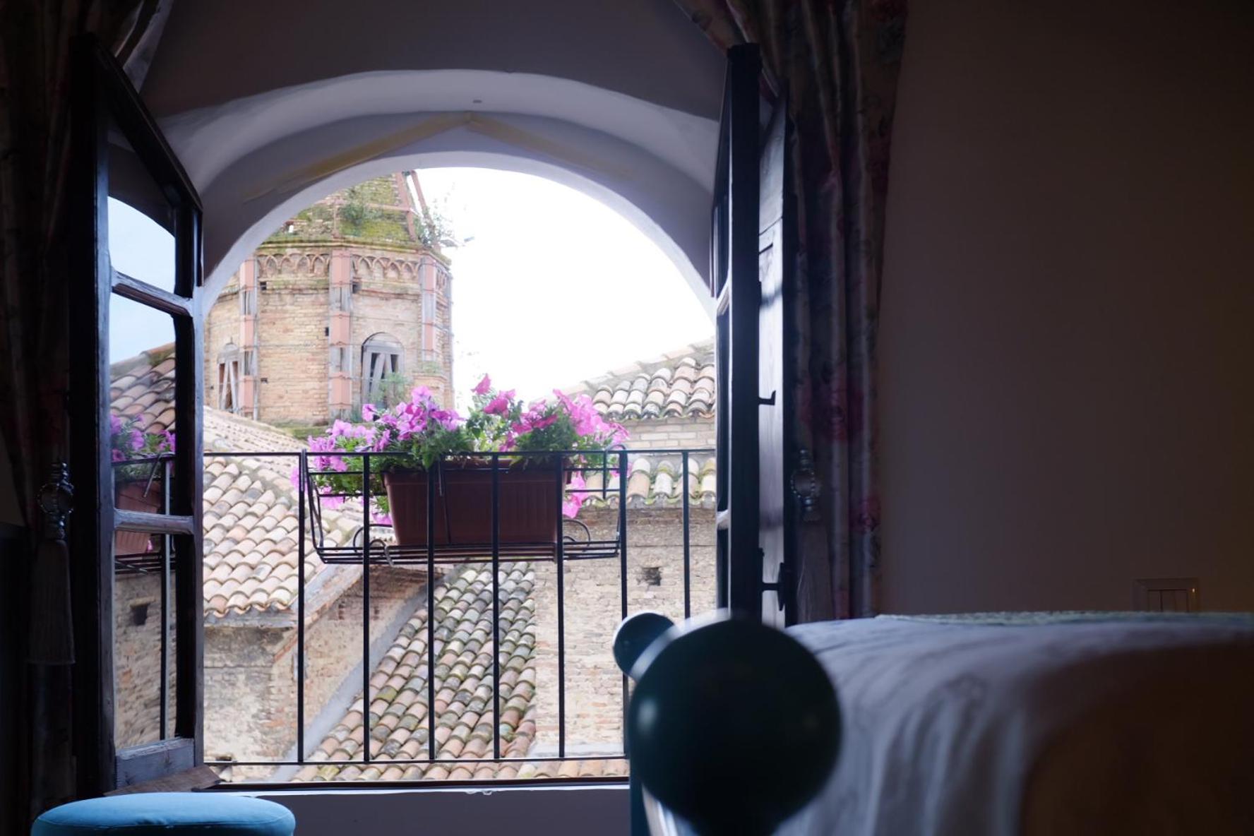 Bed and Breakfast Dimora Amina Loreto Aprutino Esterno foto